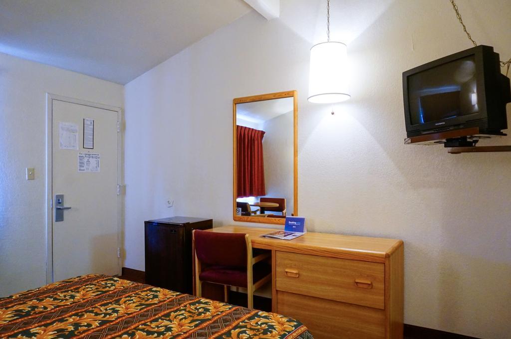 Ez 8 Motel San Jose II Bagian luar foto